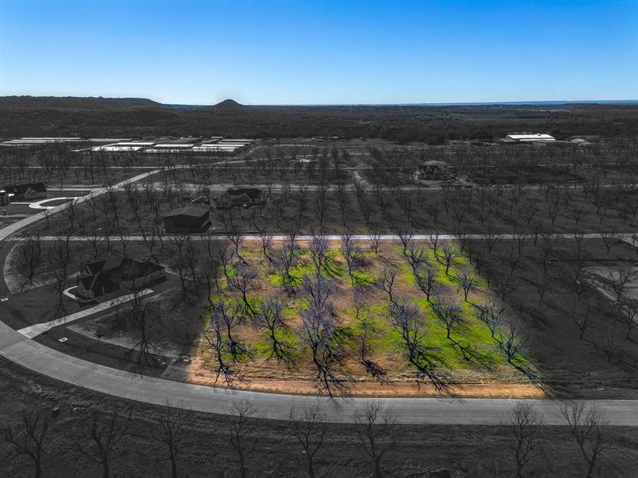 Property photo for 1437 Cirrus Loop, Granbury, TX