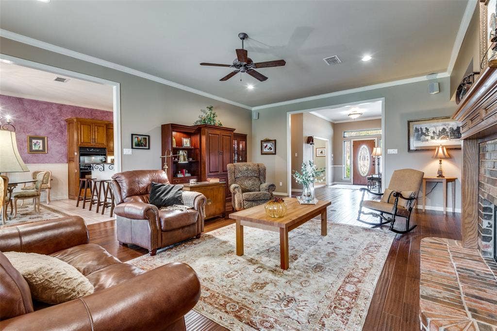 1838 Plum Creek Drive, Midlothian, TX 76065 1838 Plum Creek Drive, Midlothian, TX 76065