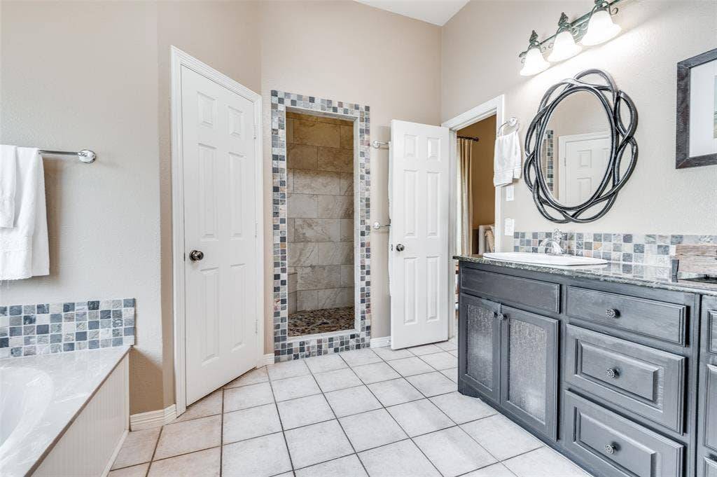 1838 Plum Creek Drive, Midlothian, TX 76065 1838 Plum Creek Drive, Midlothian, TX 76065