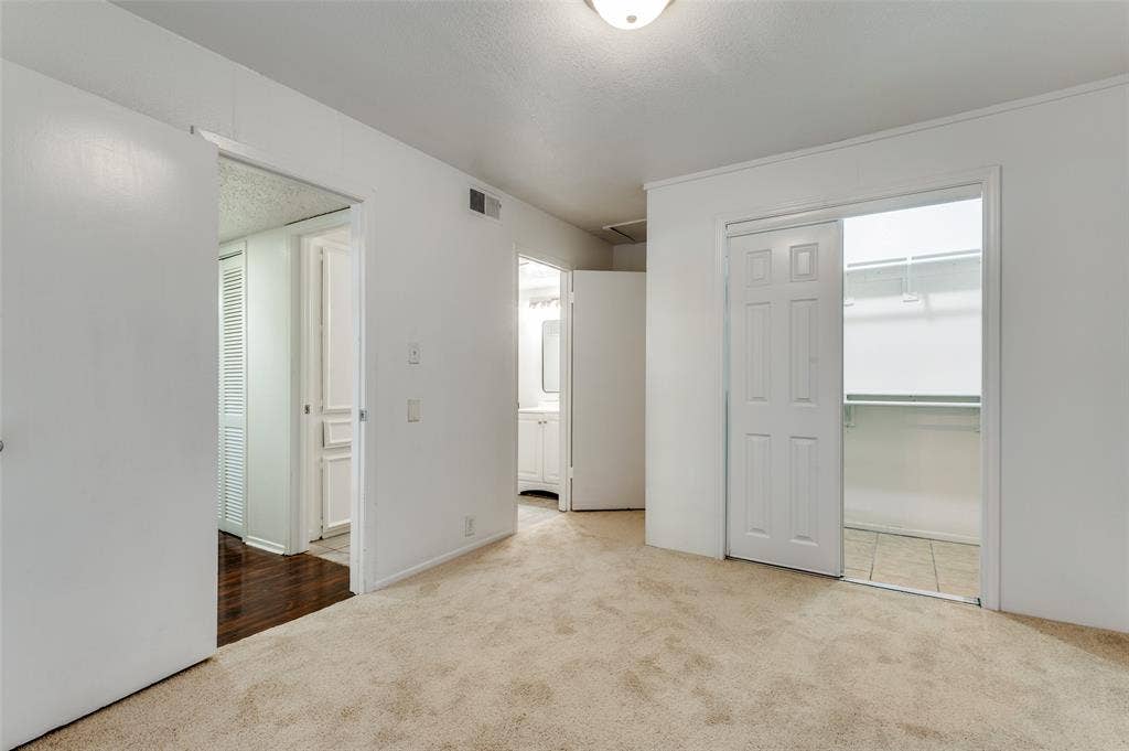 4304 Westminster Drive, Irving, TX 75038 4304 Westminster Drive, Irving, TX 75038