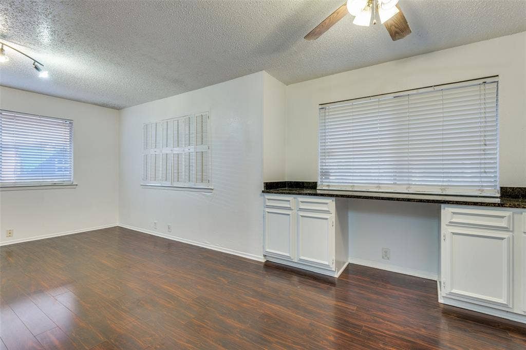 4304 Westminster Drive, Irving, TX 75038 4304 Westminster Drive, Irving, TX 75038