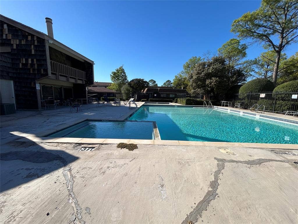 4304 Westminster Drive, Irving, TX 75038 4304 Westminster Drive, Irving, TX 75038