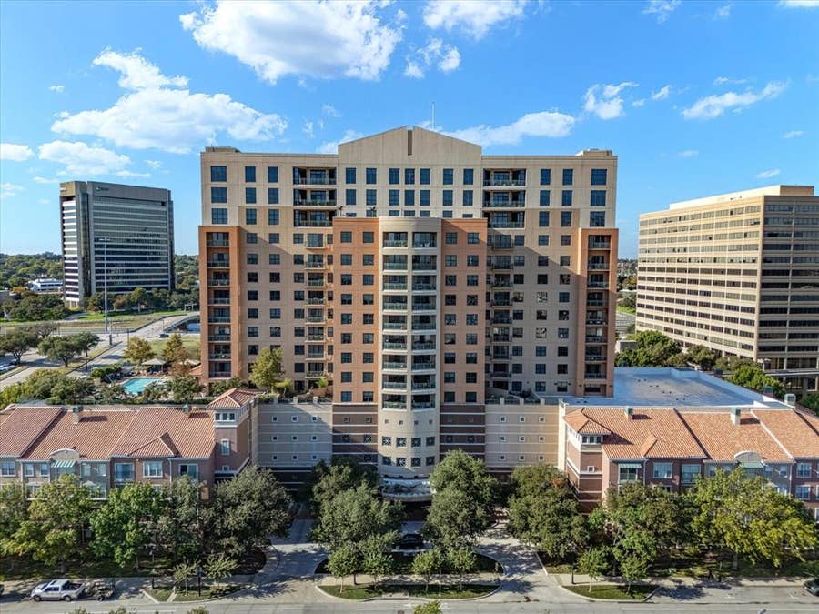 Property photo for 330 Las Colinas Boulevard E, #614, Irving, TX