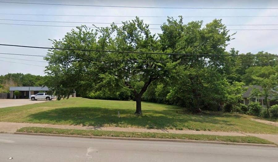 Property photo for 1322 S Main Street, Duncanville, TX