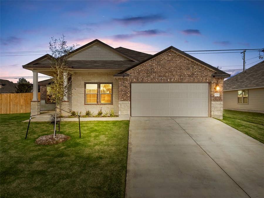 Property photo for 10761 Chesson Flats Drive, Waco, TX