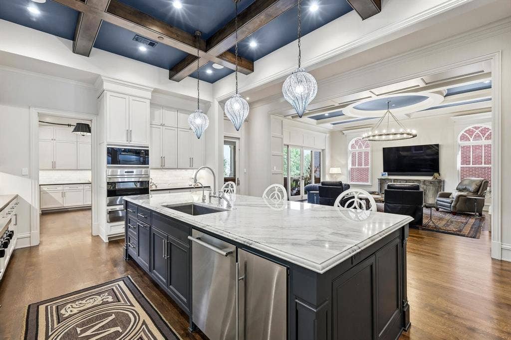 201 Park Ridge Boulevard, Southlake, TX 76092 201 Park Ridge Boulevard, Southlake, TX 76092