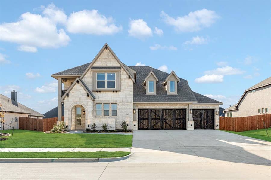 Property photo for 115 Tetrad Circle, Waxahachie, TX