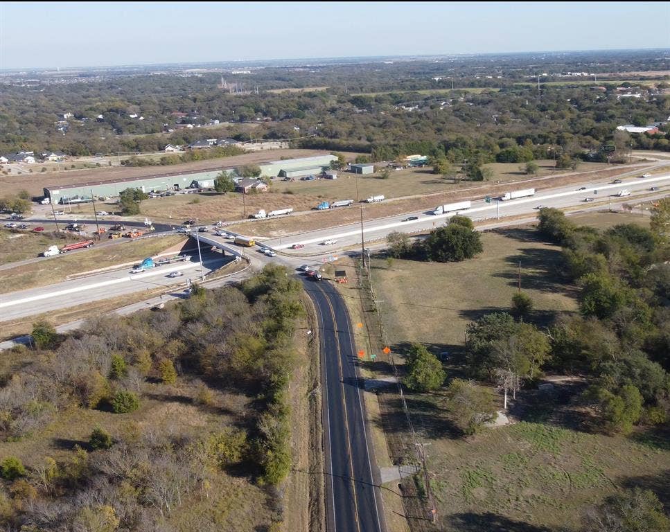 1446 N Interstate Highway 35 E, Waxahachie, TX 75165
