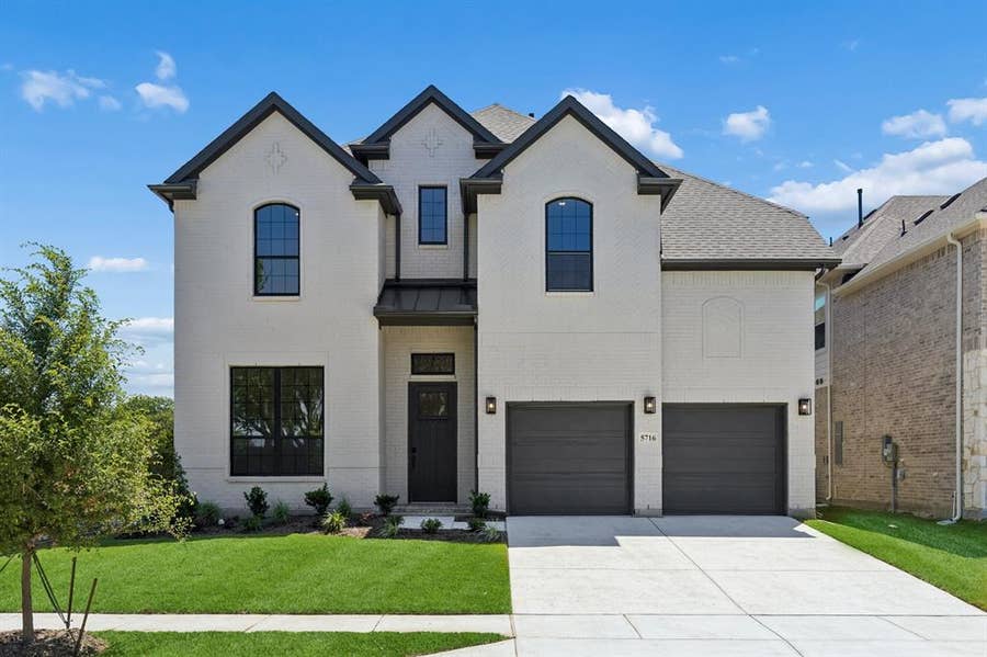 Property photo for 5716 Glynda Drive, North Richland Hills, TX