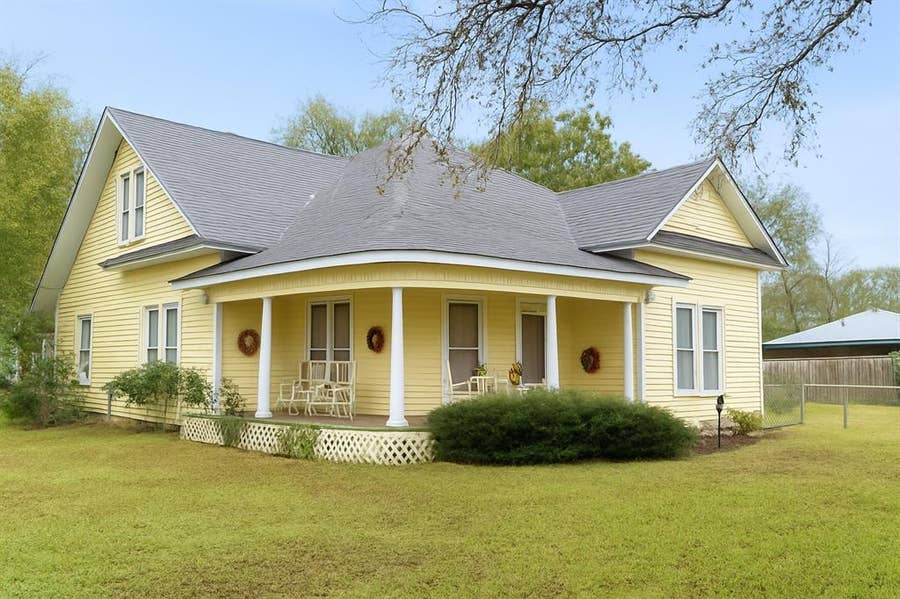 Property photo for 314 Cockerell Street, Eustace, TX