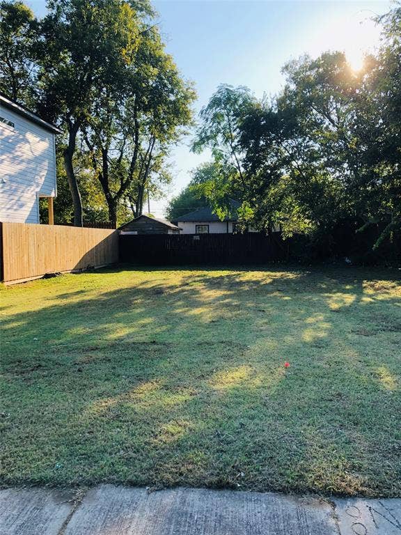 Property photo for 2719 Cross Street, Dallas, TX