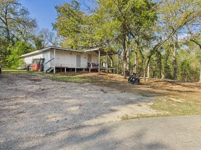 8414 County Road 3907, Athens, TX 75752 8414 County Road 3907, Athens, TX 75752
