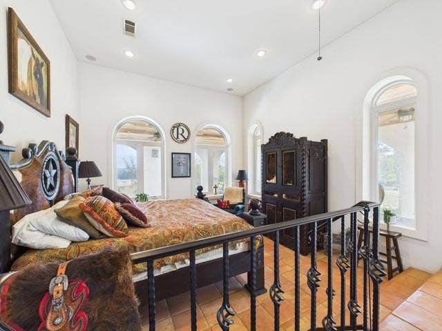 8414 County Road 3907, Athens, TX 75752 8414 County Road 3907, Athens, TX 75752