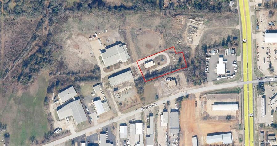 Property photo for 2340 E Erwin Street, #Pavilion, Tyler, TX