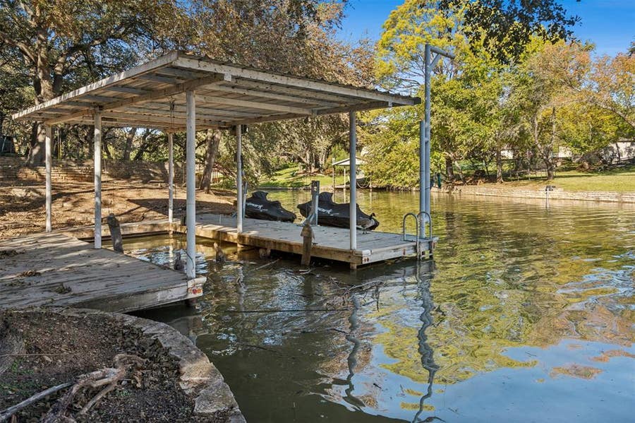 Property photo for 416 Granada Calle Court, Granbury, TX