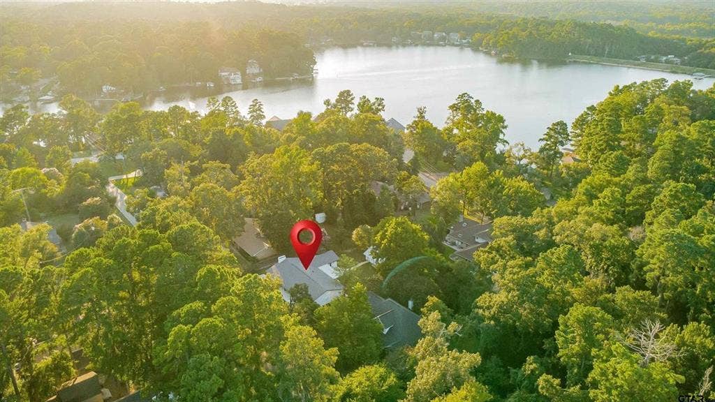 613 Northgate Drive, Lindale, TX 75771 613 Northgate Drive, Lindale, TX 75771