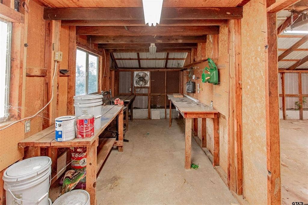 613 Northgate Drive, Lindale, TX 75771 613 Northgate Drive, Lindale, TX 75771