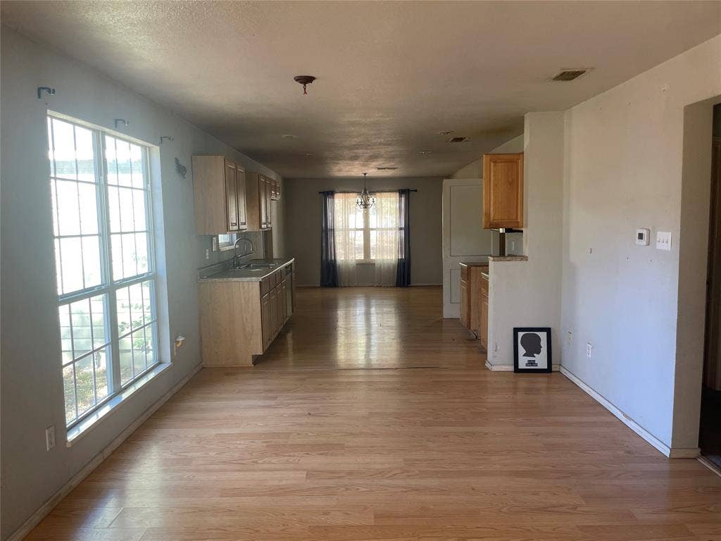 921 College Street, Sulphur Springs, TX 75482 921 College Street, Sulphur Springs, TX 75482