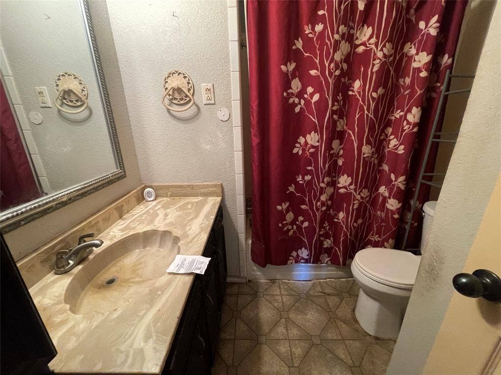 921 College Street, Sulphur Springs, TX 75482 921 College Street, Sulphur Springs, TX 75482