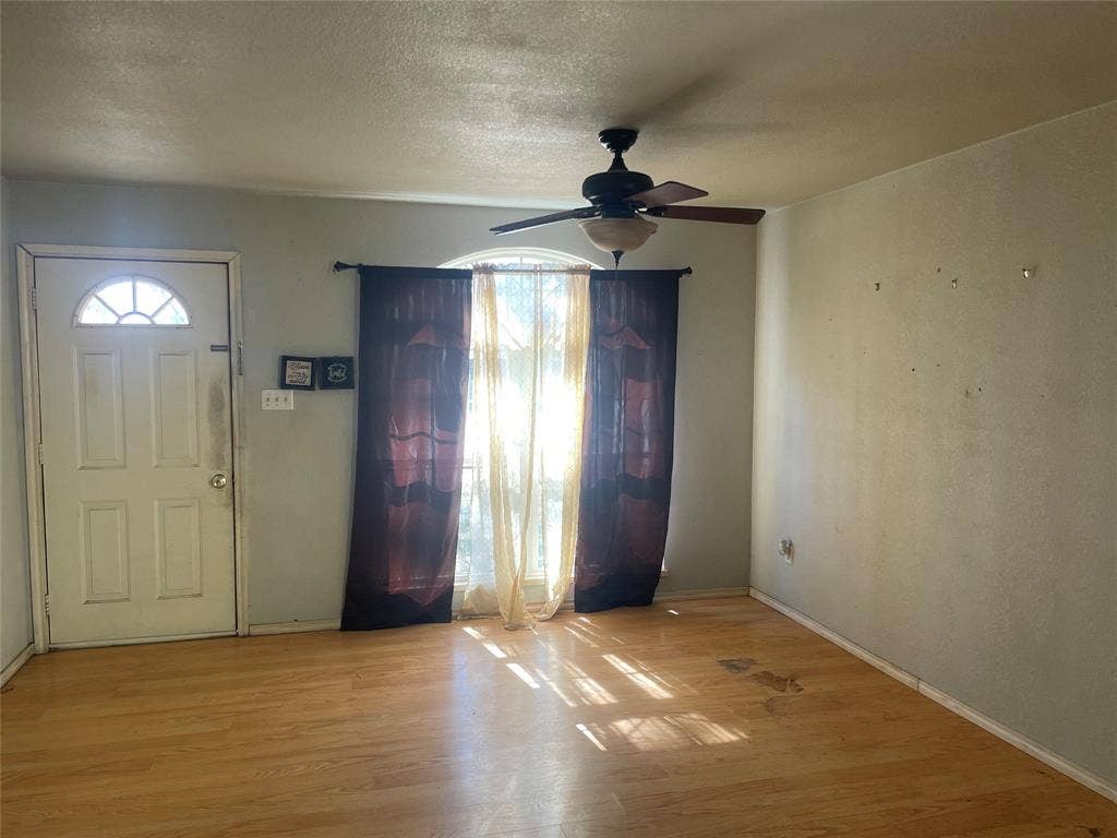 921 College Street, Sulphur Springs, TX 75482 921 College Street, Sulphur Springs, TX 75482