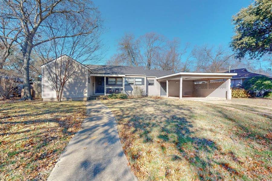 Property photo for 1413 Ferris Avenue, Waxahachie, TX