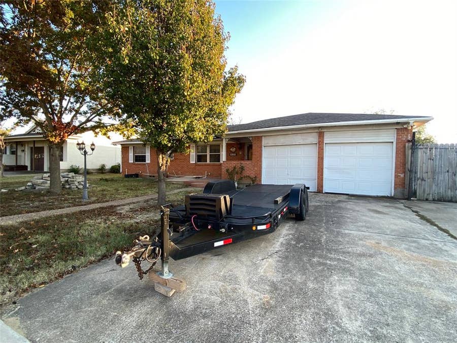Property photo for 3030 Mark Twain Drive, Farmers Branch, TX
