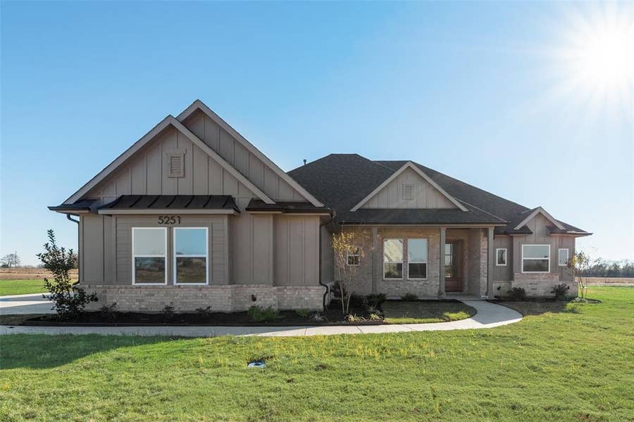 Property photo for 5251 Sunset Road, Caddo Mills, TX