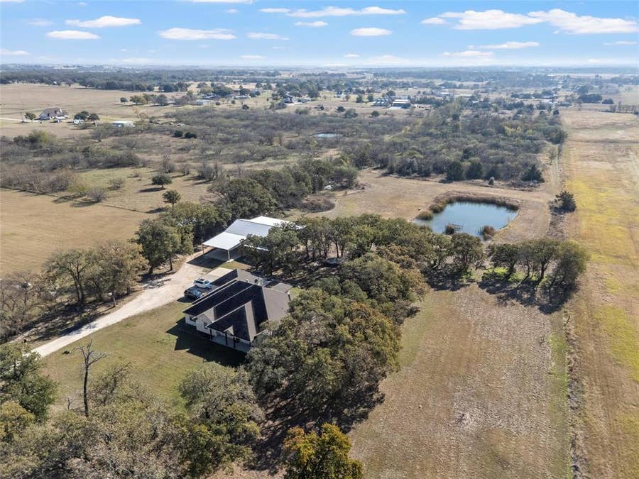 Property photo for 2743 Tokio Road, West, TX