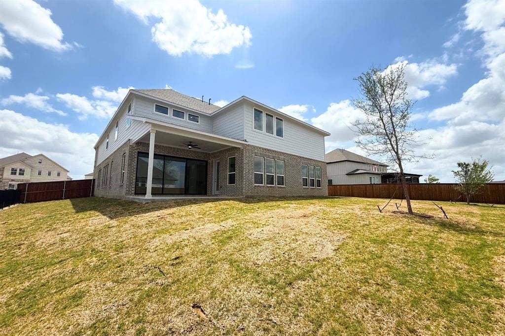 817 Headwaters Drive, Haslet, TX 76052 817 Headwaters Drive, Haslet, TX 76052