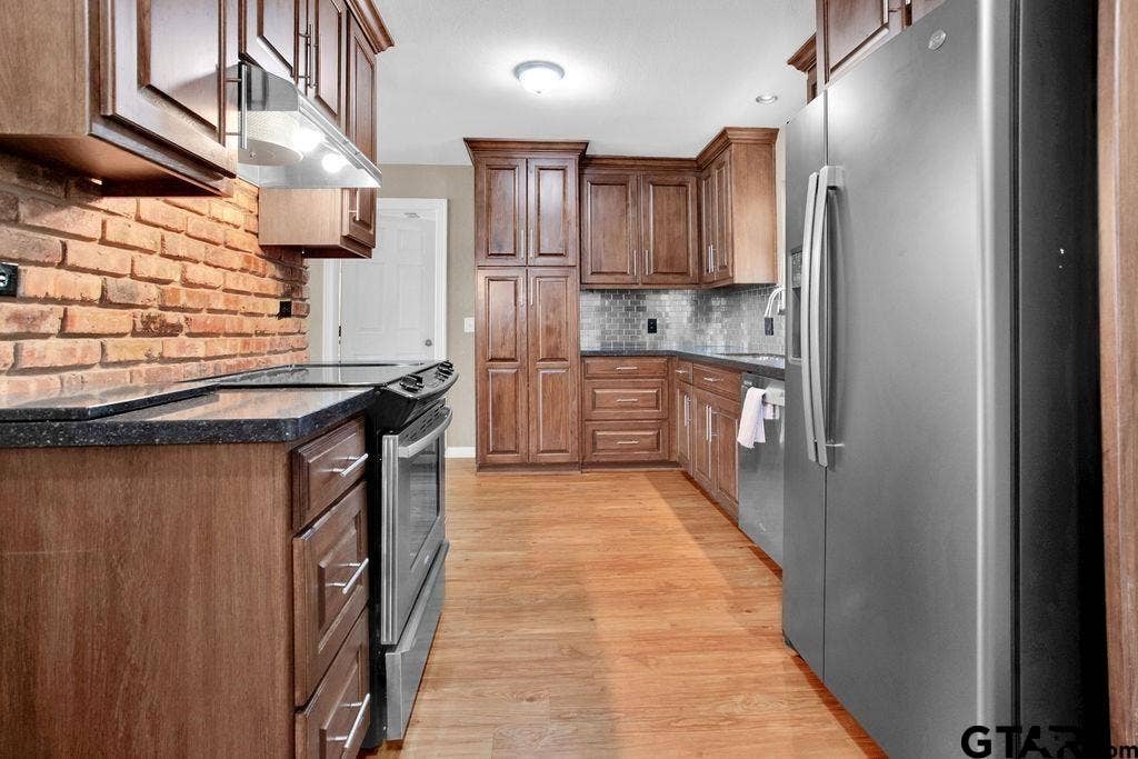 213 Treetop Lane, Hideaway, TX 75771 213 Treetop Lane, Hideaway, TX 75771