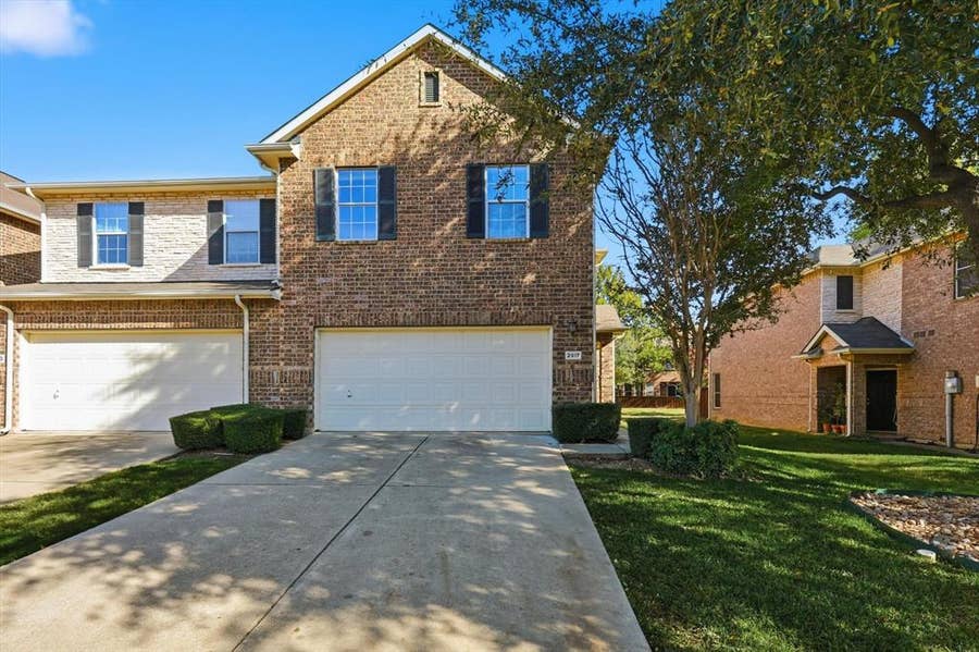Property photo for 2917 Saint Andrews Drive, Lewisville, TX