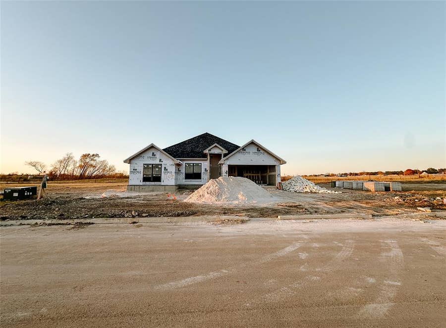 Property photo for 1109 Dillinger Road, Hewitt, TX