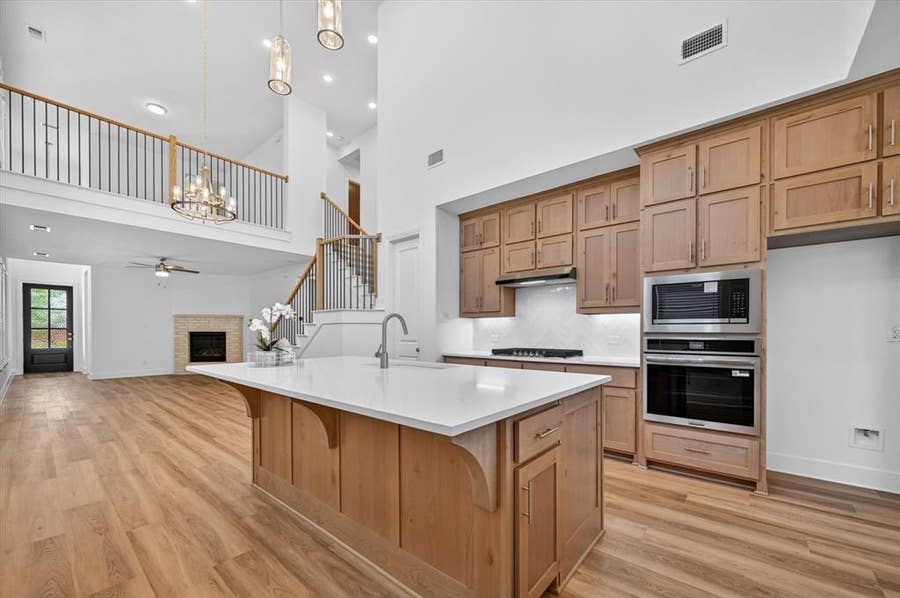 Property photo for 818 Stone Grove Road, Lavon, TX