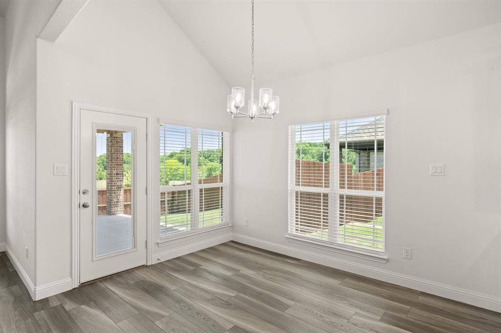 2610 White Plains Drive, Midlothian, TX 76065 13_2610 White Plains- Breakfast Nook-9204