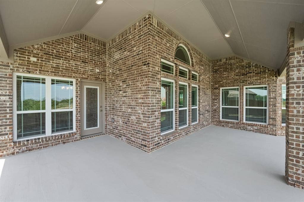 2610 White Plains Drive, Midlothian, TX 76065 4_2610 White Plains- Back-9114