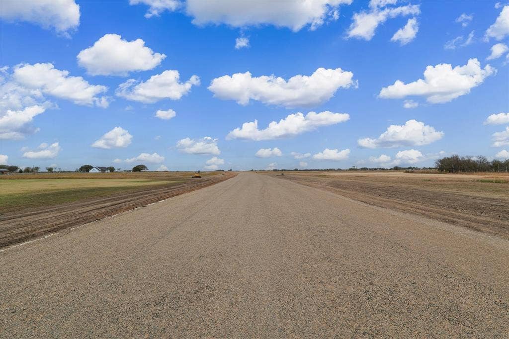 Lot 43 Golden Thistle, Elm Mott, TX 76640 Lot 43 Golden Thistle, Elm Mott, TX 76640