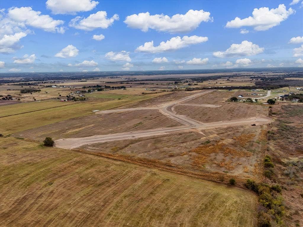 Lot 43 Golden Thistle, Elm Mott, TX 76640 Lot 43 Golden Thistle, Elm Mott, TX 76640