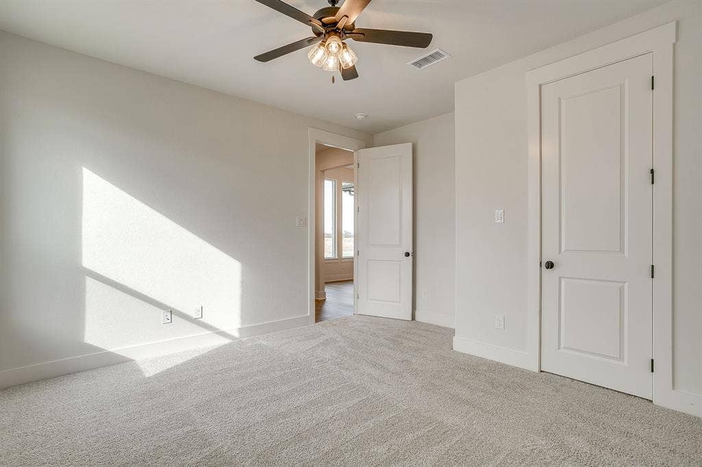 136 Lana Garden Way, Waxahachie, TX 75165 136 Lana Garden Way, Waxahachie, TX 75165