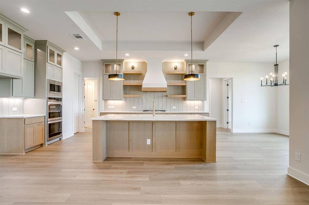 136 Lana Garden Way, Waxahachie, TX 75165 136 Lana Garden Way, Waxahachie, TX 75165