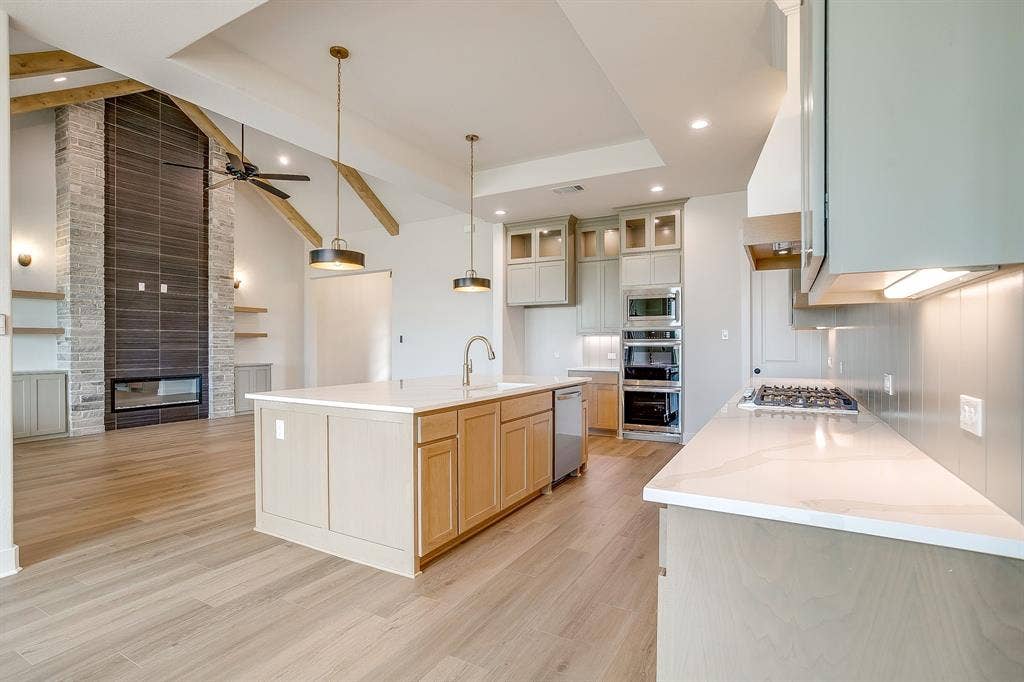 136 Lana Garden Way, Waxahachie, TX 75165 136 Lana Garden Way, Waxahachie, TX 75165