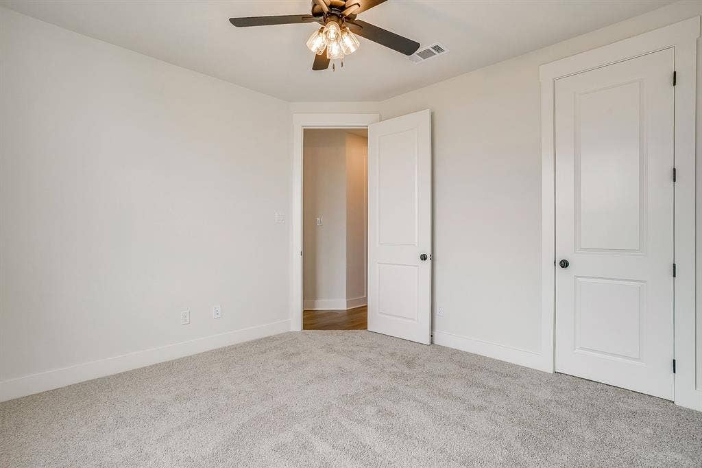136 Lana Garden Way, Waxahachie, TX 75165 136 Lana Garden Way, Waxahachie, TX 75165