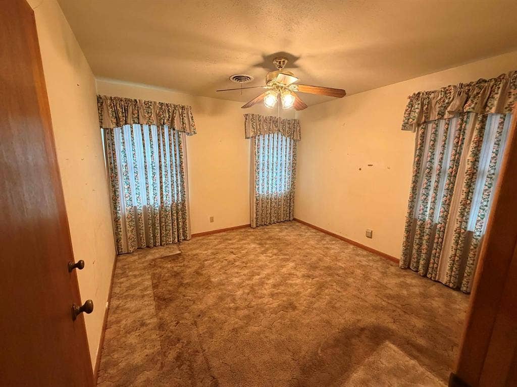 817 N Lacy Drive, Lacy Lakeview, TX 76705 Master