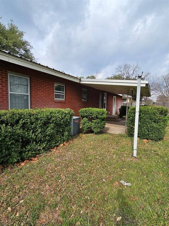 817 N Lacy Drive, Lacy Lakeview, TX 76705 817 N Lacy Drive, Lacy Lakeview, TX 76705