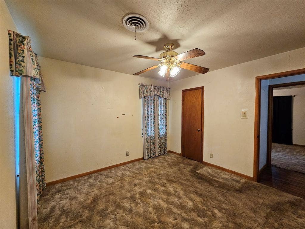 817 N Lacy Drive, Lacy Lakeview, TX 76705 master