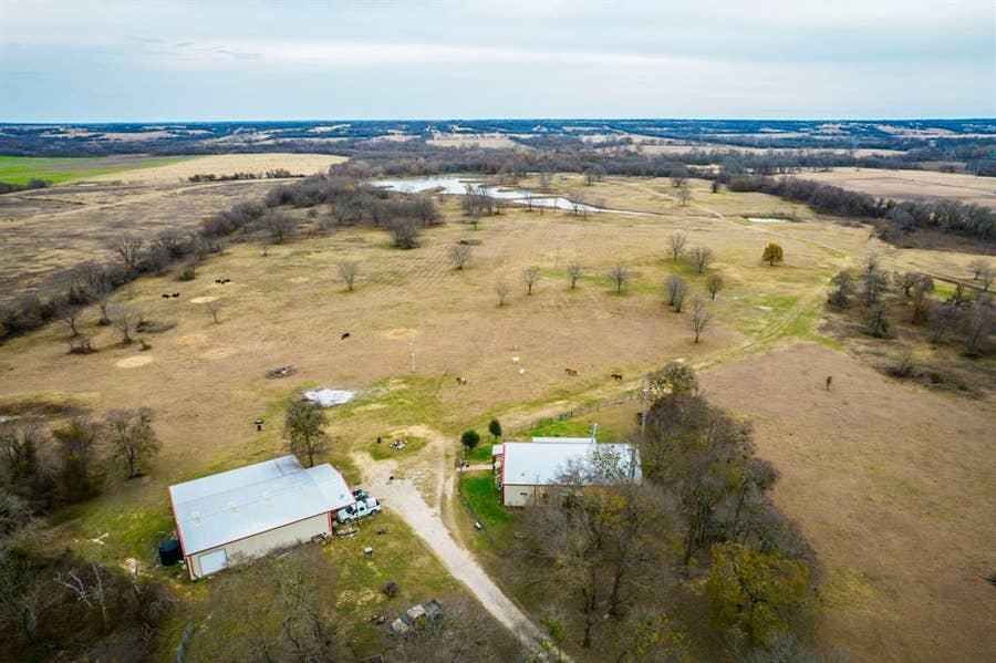 Property photo for 751 Sullivan Road, Ennis, TX