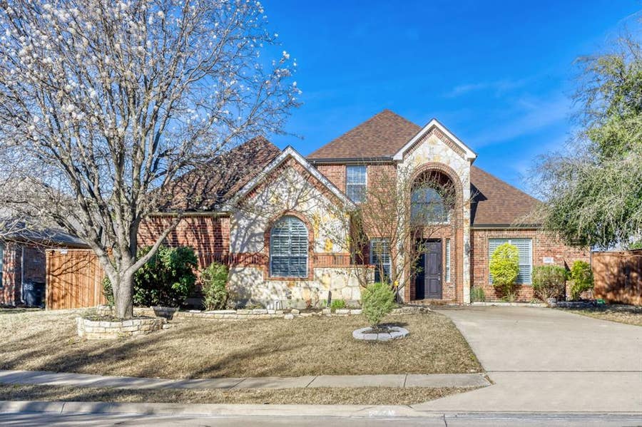 Property photo for 6911 Bradford Estates Drive, Sachse, TX