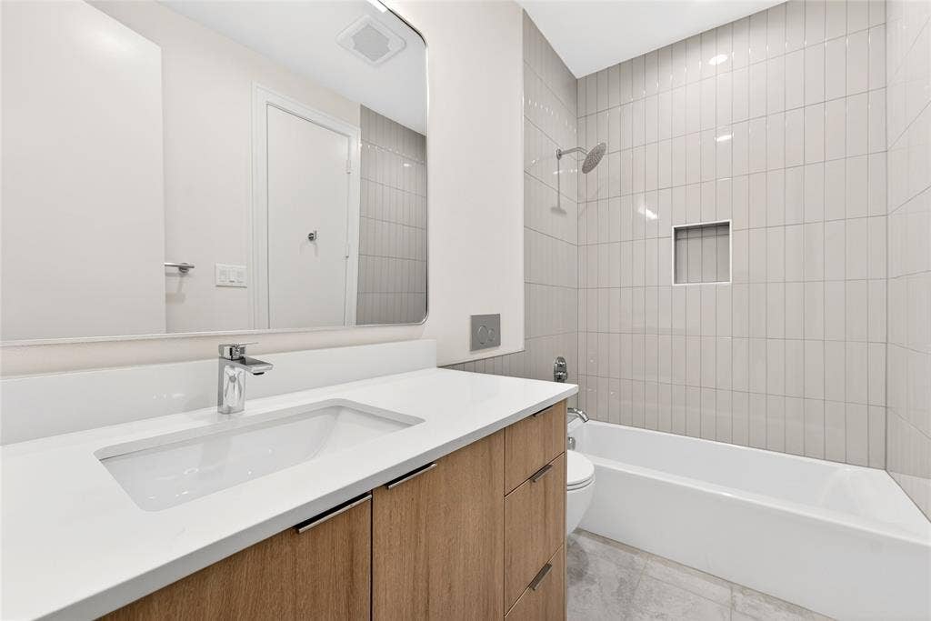 6603 Roper Street, Dallas, TX 75209 6603 Roper Street, Dallas, TX 75209