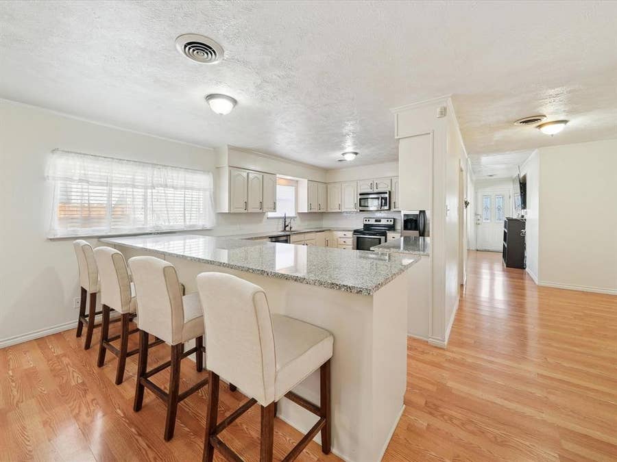 Property photo for 1215 Tarpley Avenue, Dallas, TX