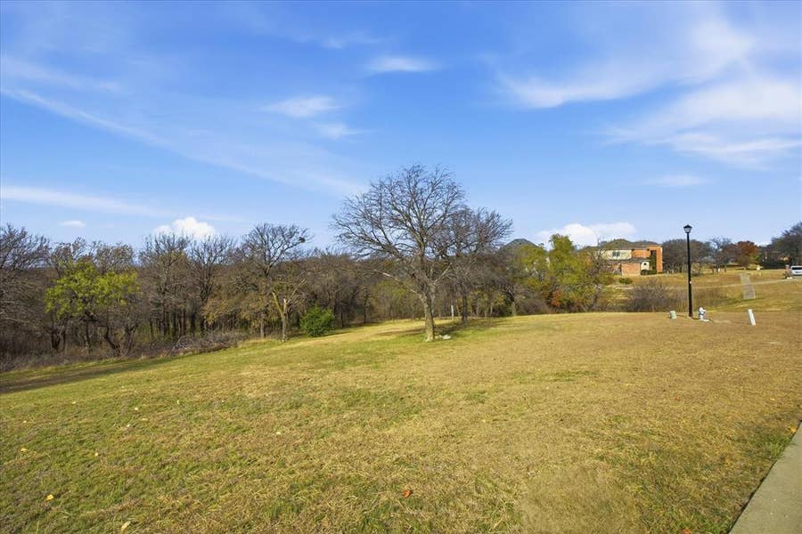 Property photo for 642 Oak Tree Cove, Cedar Hill, TX