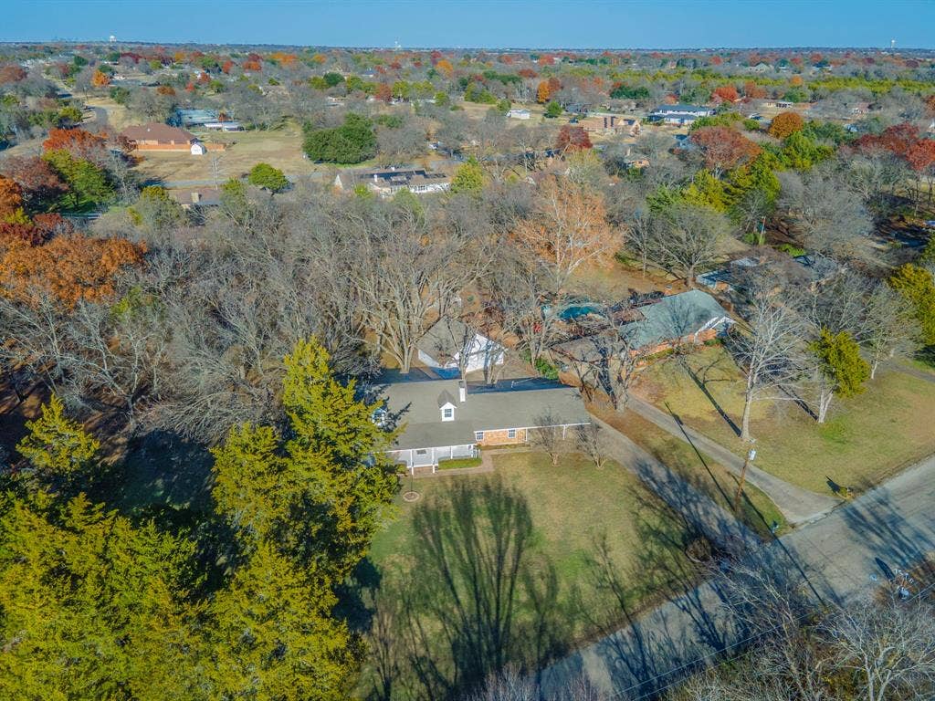 309 Willow Creek Lane, Ovilla, TX 75154 309 Willow Creek Lane, Ovilla, TX 75154